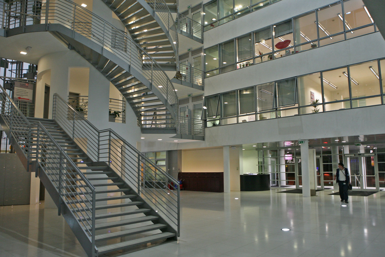 Atrium business center