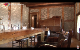 Traditional house in Perlez