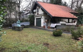 House 33