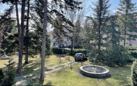 House 33