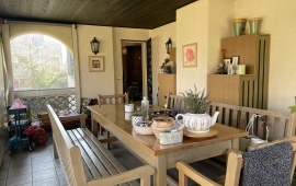 House 33