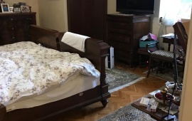 House 33