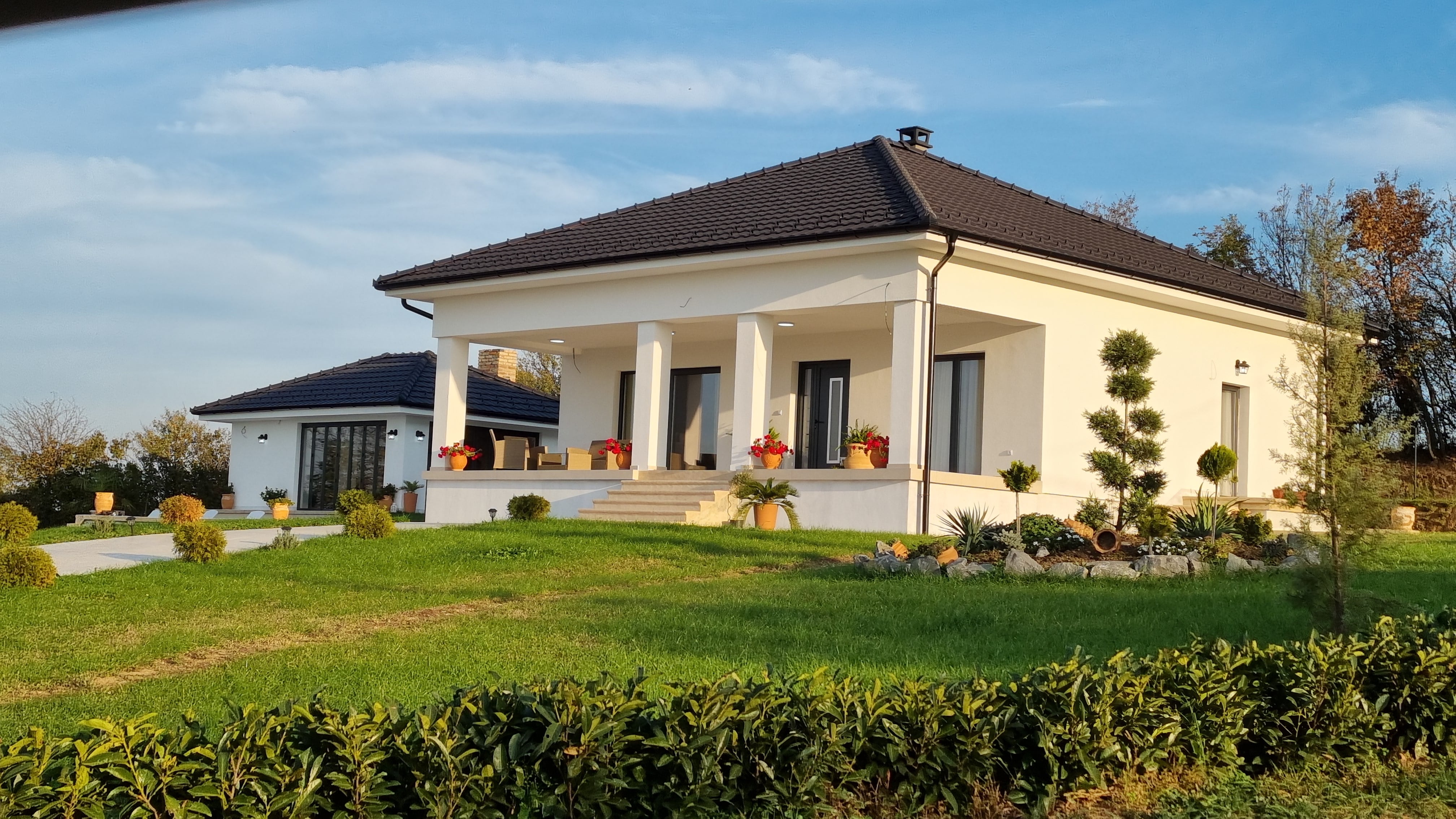 Nemenikuće Kosmaj House