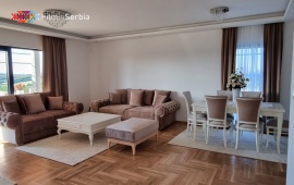 Nemenikuće Kosmaj House