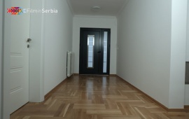 Nemenikuće Kosmaj House